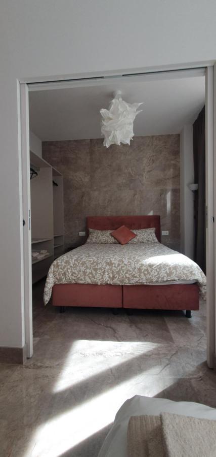 Pink Maison Milano Centro Piazza Diaz Duomo מראה חיצוני תמונה